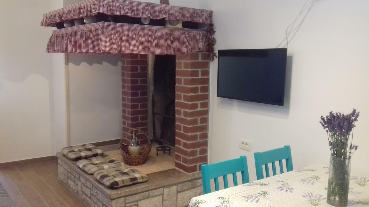 Authentic Istria&Pet Friendly Apartment Banko Near Rovinj Kanfanar Eksteriør billede